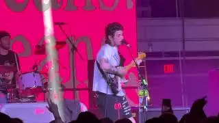 Mom Jeans - White Trash Millionaire - Live at Roundabout Festival in Detroit, MI on 3-30-24