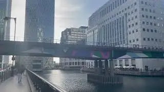Канэри-Уорф - самое денежное место Лондона. Canary-Wharf - is the most moneyed place in London