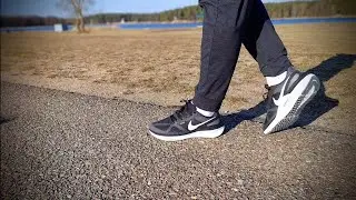 Nike Air Zoom Structure 25.