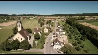 SOLANGE DIE MÜHLE MAHLT