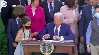 WEB EXTRA: President Biden Signs Act To Award Congressional Gold Medals To Police Officers