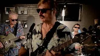 LITTLE SISTER performed by THE BIG SCHOTTZ