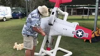 Single operator rotating plane stand
