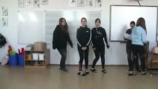 Scénické čtení Alice 9 A, ZŠ, Znojmo, Mládeže 3