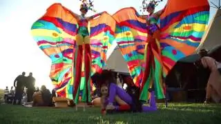 Byron bay acrobat