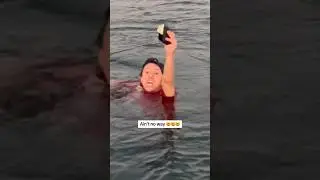 His wallet fell in the ocean 🌊 😱