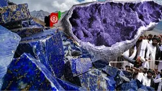 Why Lapis Lazuli Ultramarine Color is Most Expensive - Why is this blue color not available in st...
