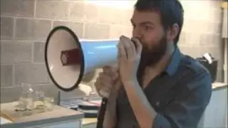 Tots experiments with beatboxing...