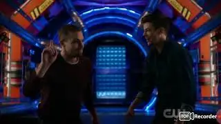 Barry and Oliver go to Smallvile earth 38 Elseworlds