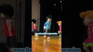 Um momento de alegria ao vivo com o 3 Palavrinhas! Deus &eacute; bom pra mim 💙✨
