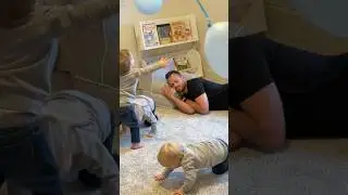 How to entertain Triplets for hours! 🤣All parents can finally get some rest! #triplets #mom #twins