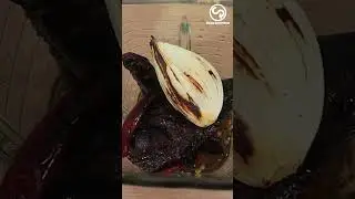PUERCO EN SALSA DE CHILE ANCHO
