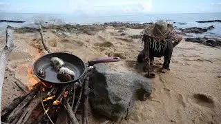 Sea Snail Cooking Recipe in Wildlife - Sea Food Cooking Easy at the Beach