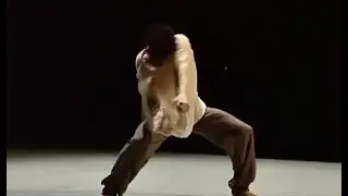 Moume. Medhi Walerski. Netherlands Dance Theater