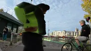 Timelapse by bike in Paris - Moving Bridge in la Villette - long exposure - 13 november 2025