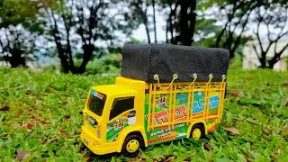 Mainan Ekskavator, Truk Molen, Forklift, Bus Telolet, Ambulance, Mobil Polisi, Truk Oleng, Anomali