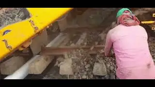 রেলের বিছানা মেরামত @মুঠোফোনে বন্দী #track #railway #repairing #BCM #Viral