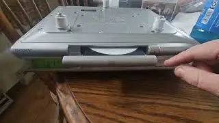 Sony ICF-CD543RM 4-Band Under Cabinet Kitchen CD Clock Radio EBAY LISTING TEST VIDEO