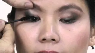 Mascara: Step 1- Upper Lashes (Bambi Technique)