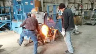 Sunset Foundry, Pouring Iron Castings