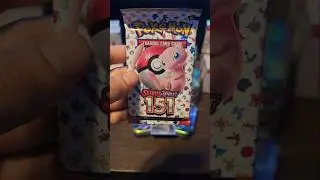 Mewtwo Strikes Back ! #pokemoncards #pokemon #151