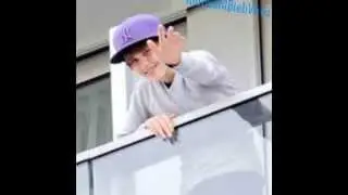 Justin Bieber Wearing A Hat Style