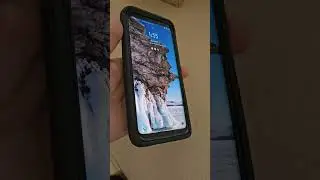 Galaxy S9+  is almost perfect after 3 years in an Otterbox Defender case