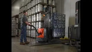 Toyota Walkie Stacker