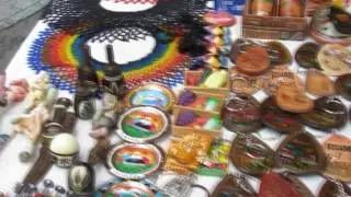 PLAZA PONCHOS (OTAVALO, ECUADOR)