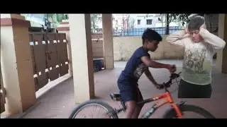 our first introduction video don't judge us for bad editing like and subscribe for more good videos 