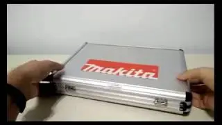 Makita - Valigetta di punte e scalpelli per trapano SDS-PLUS (mod. D-19180)