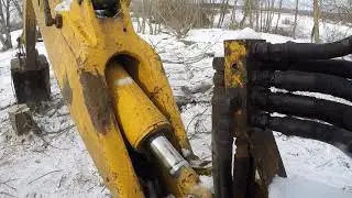 Ol John Deere Backhoe Gettin It DONE! Working on my Backyard!