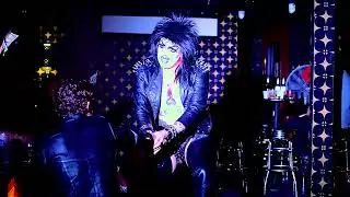 Valora Von Tease - Bad Girl