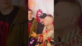 РОМА ЗВЕРЬ ПОДДЕРЖАЛ ФАНАТОВ С ПЛАКАТАМИ 😲 САМОВЫРАЖЕНИЯ НА КОНЦЕРТАХ - ТОП 💓 #ромазверь #фанат