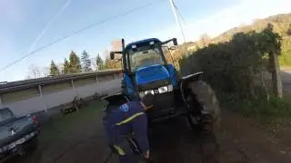 Nettoyage New Holland TM130 [GoPro] 2017 !