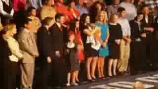 Sarah Palin introduces her family