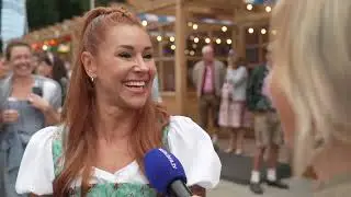 Wiesn Promis - Tag 4 - Regine Sixt Damenwiesn Part 1: Hier müssen Männer draußen bleiben