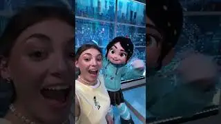 Emma meets one of her favorite Disney characters!! Hosted by Disney! #disneyworld50