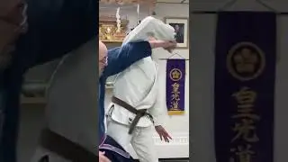 I ain&rsquo;t got no hair to grab Defense - KoKoDo Jujutsu