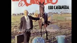 Leo  Castaneda  Canta .......El  Plebeyo.wmv