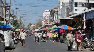 เลาะวันตลาดนัดอุทุมพรพิสัย