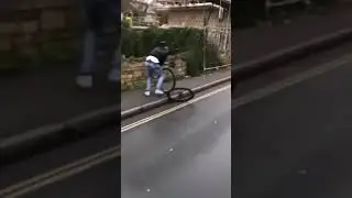 When Handmuffwarrior sees the paedophile hunters