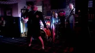 The Bash Street Kids Aberdeen ......... You Do Something To Me     (Paul Weller)