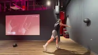Dynamic Single Arm Broad Toss