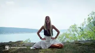 MOUNTAIN YOGA - Katy Misson &agrave; Menthon Saint-Bernard