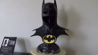 Hollywood Collectibles Group 1989 Batman Cowl