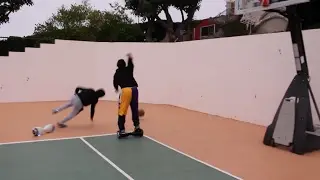 1V1 HOVERBOARD BASKETBALL