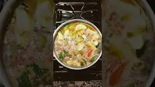 Want healthy but low budget food? #ZucchiniMungbeanssoup #zucchini #mungbeans #shorts