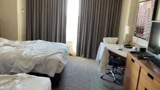 Room tour of Hyatt Regency at McCormick Place in Chicago downtown