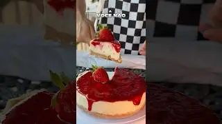 REVELEI O SEGREDO DA CHEESECAKE DE MORANGO PROFISSIONAL!! 😋 #receitasfaceis #sobremesa #sobremess